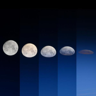 Illustration for article titled What Does Moonset Look Like From The International Space Station?